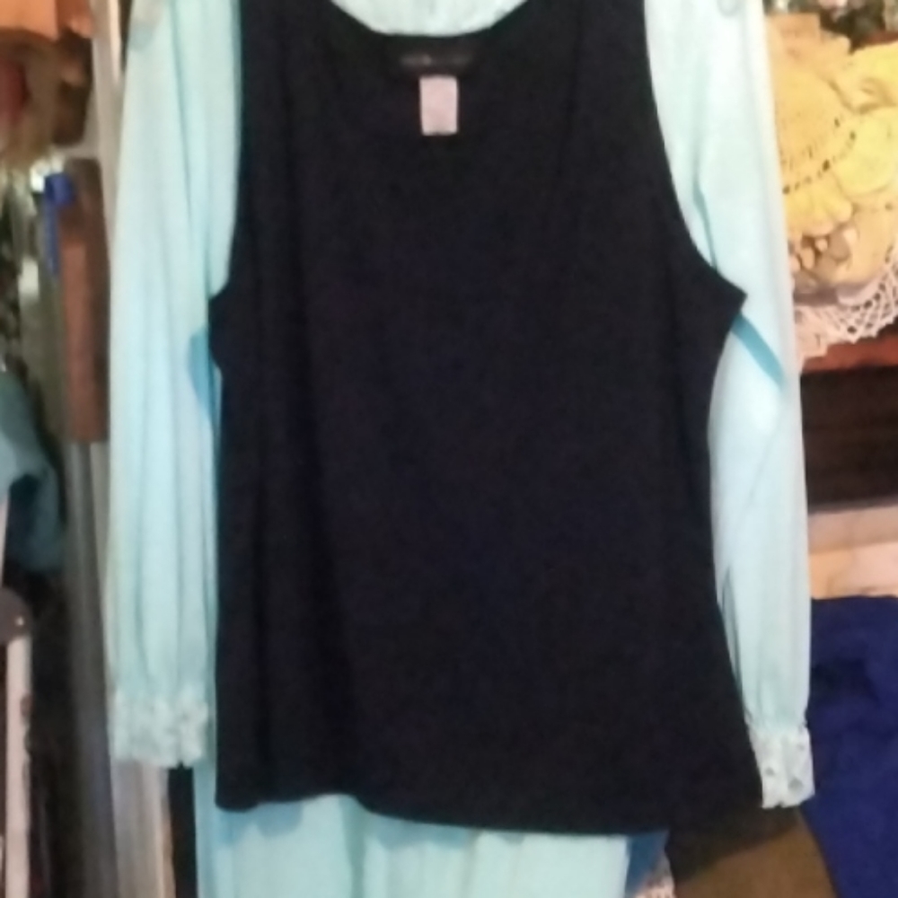 Large Sag Harbor dark blue Tank Top